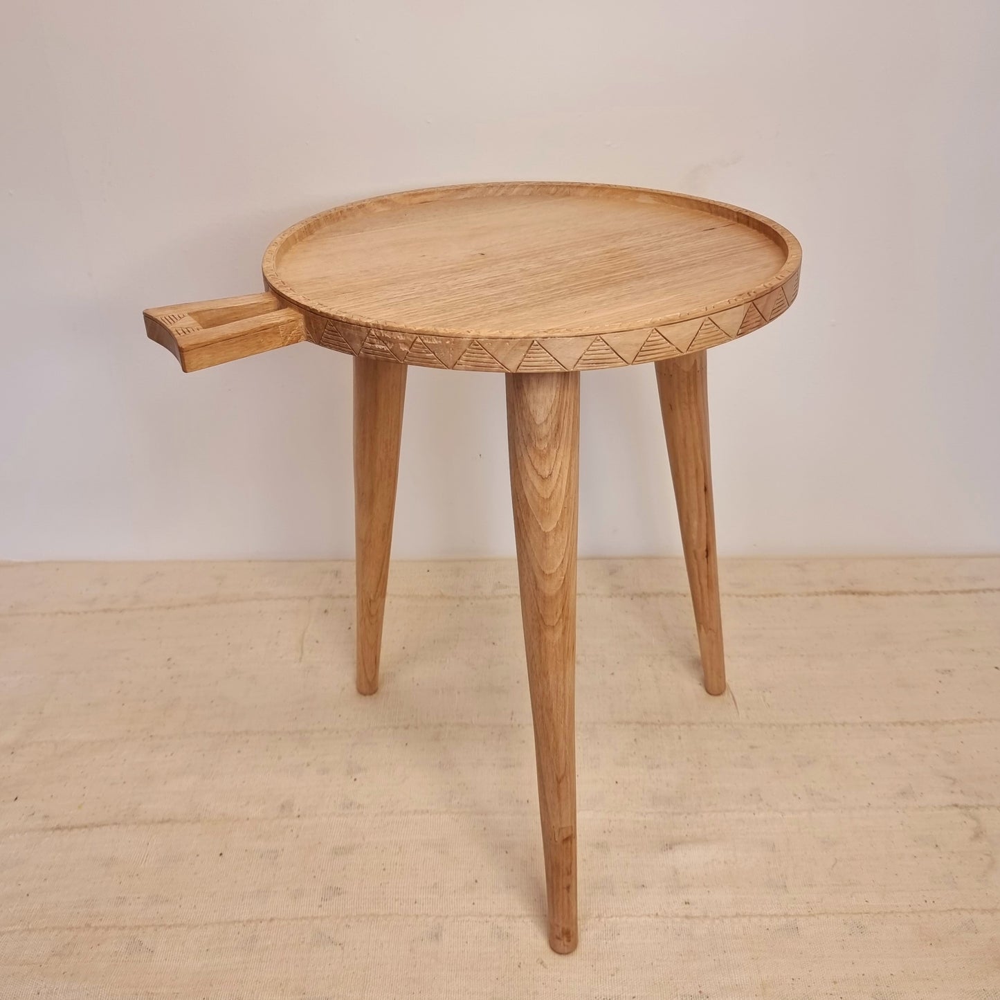 COFFEE SIDE-TABLE (SOUTH AFRICA) 42D 55H DRK