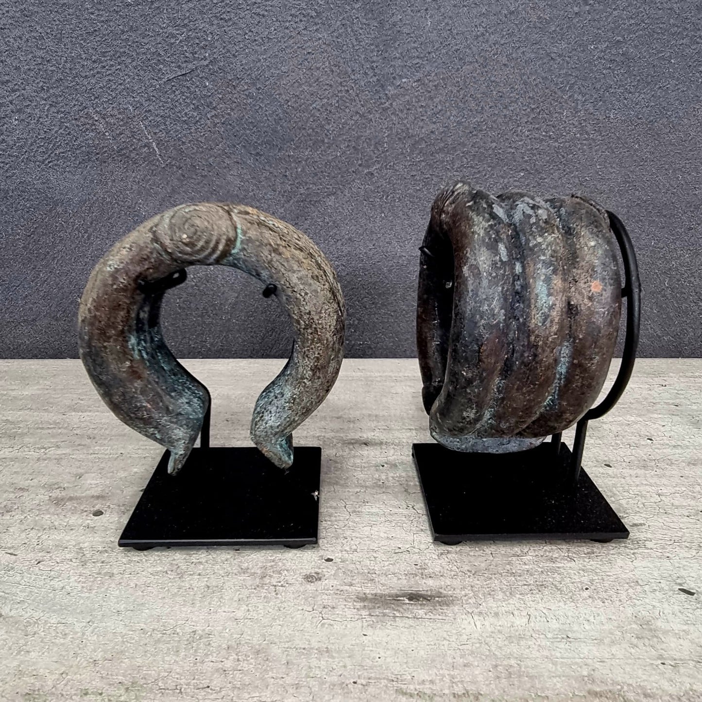 CURRENCY BANGLE (CAMEROON) 16H