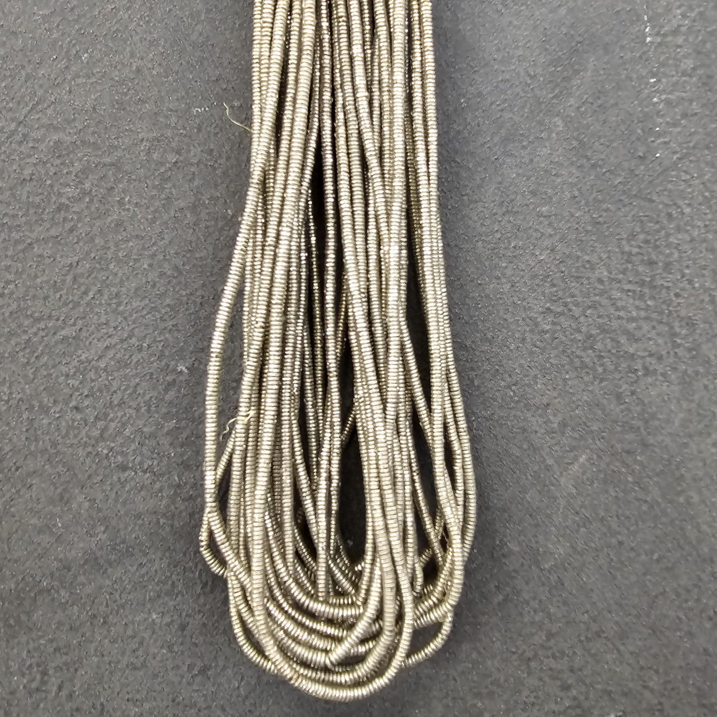GIRYAMA NICKEL BEAD (KENYA)