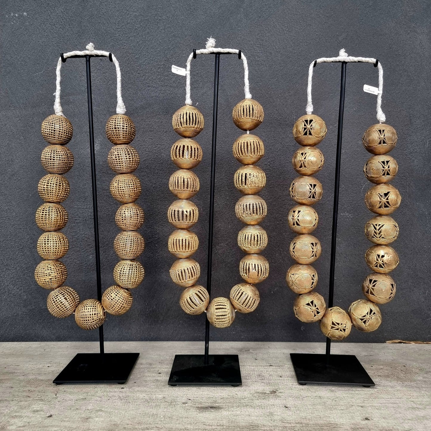 BAULE BRASS BEAD (IVORY COAST) XL +STAND