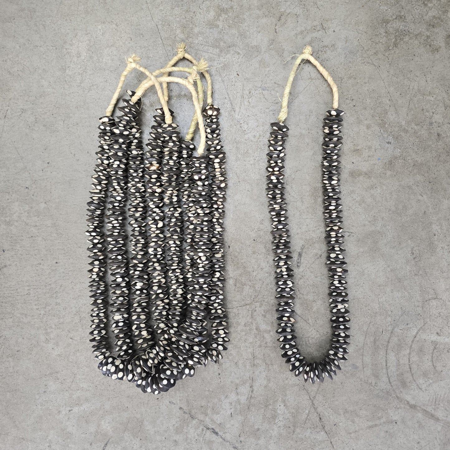 BONE BEAD (KENYA) DSK BAT