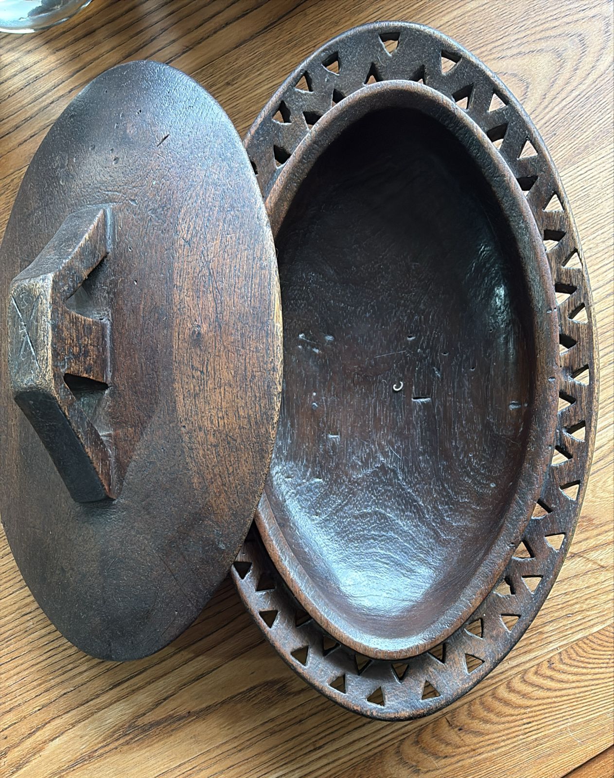 LOZI CONTAINER W/LID (ZAMBIA) SP OLD