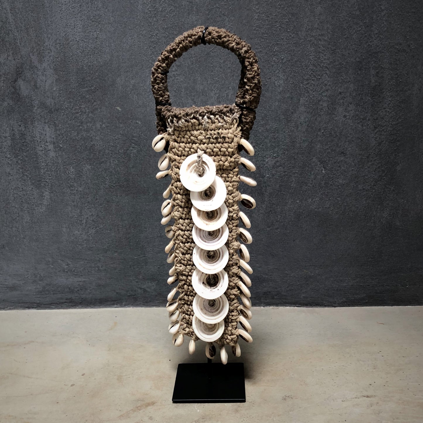 PAPUA SHELL NECKLACE (INDONESIA) LRG 13W 49H