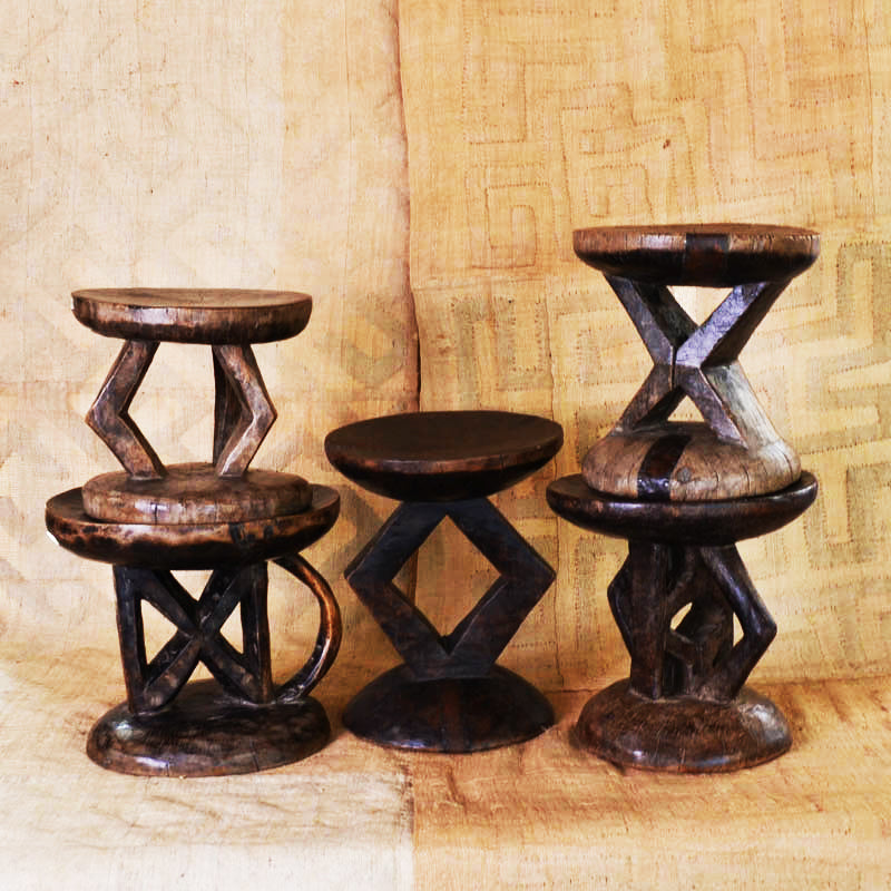 TONGA STOOL (ZIMBABWE) 28W 30H
