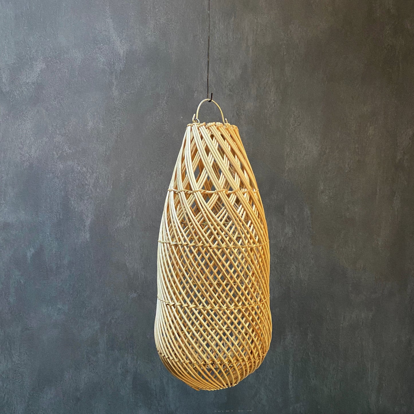 RATTAN LAMPSHADE (INDONESIA) BOTTLE 25L 25W 55H NAT