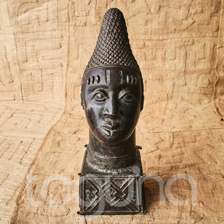 BENIN HEAD (BENIN/NIGERIA) 30H