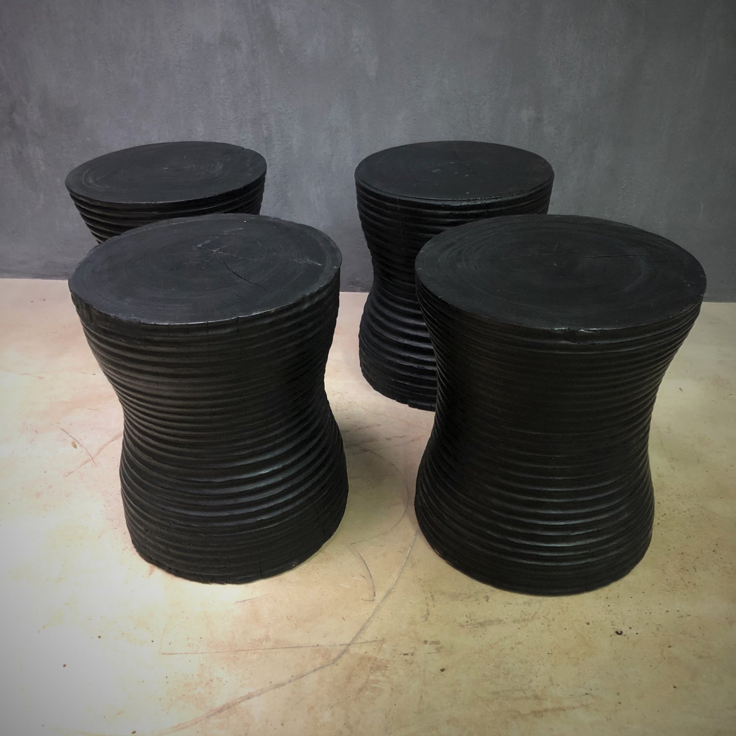 BALINESE SIDE-TABLE (INDONESIA) BOBBIN 40L 40W 45H BLK