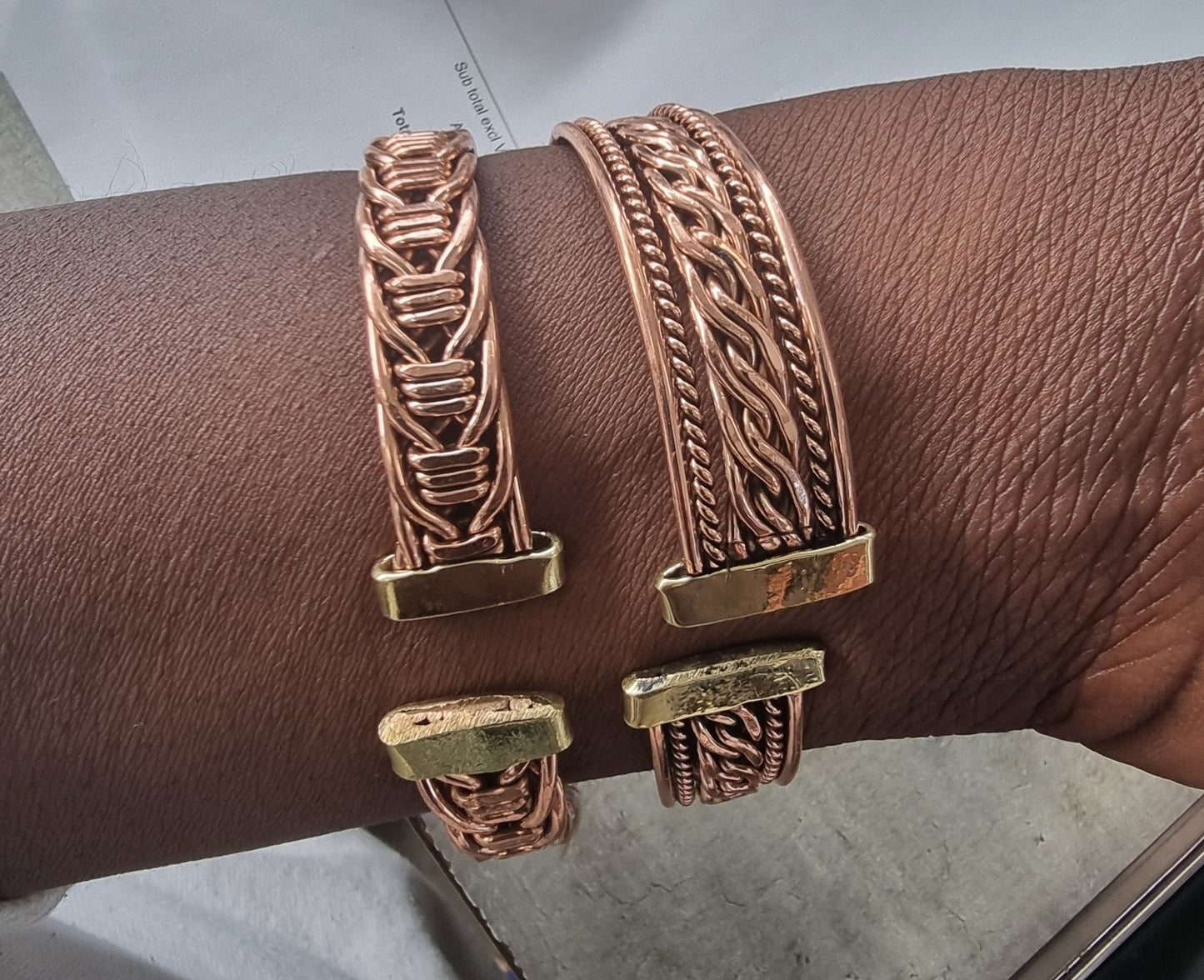 BANGLE WOVEN WIRE (KENYA) COPP 'BANKROLL'