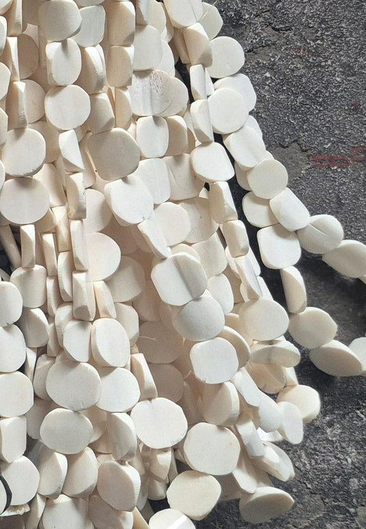 BONE BEAD (KENYA) 10CENT WHT