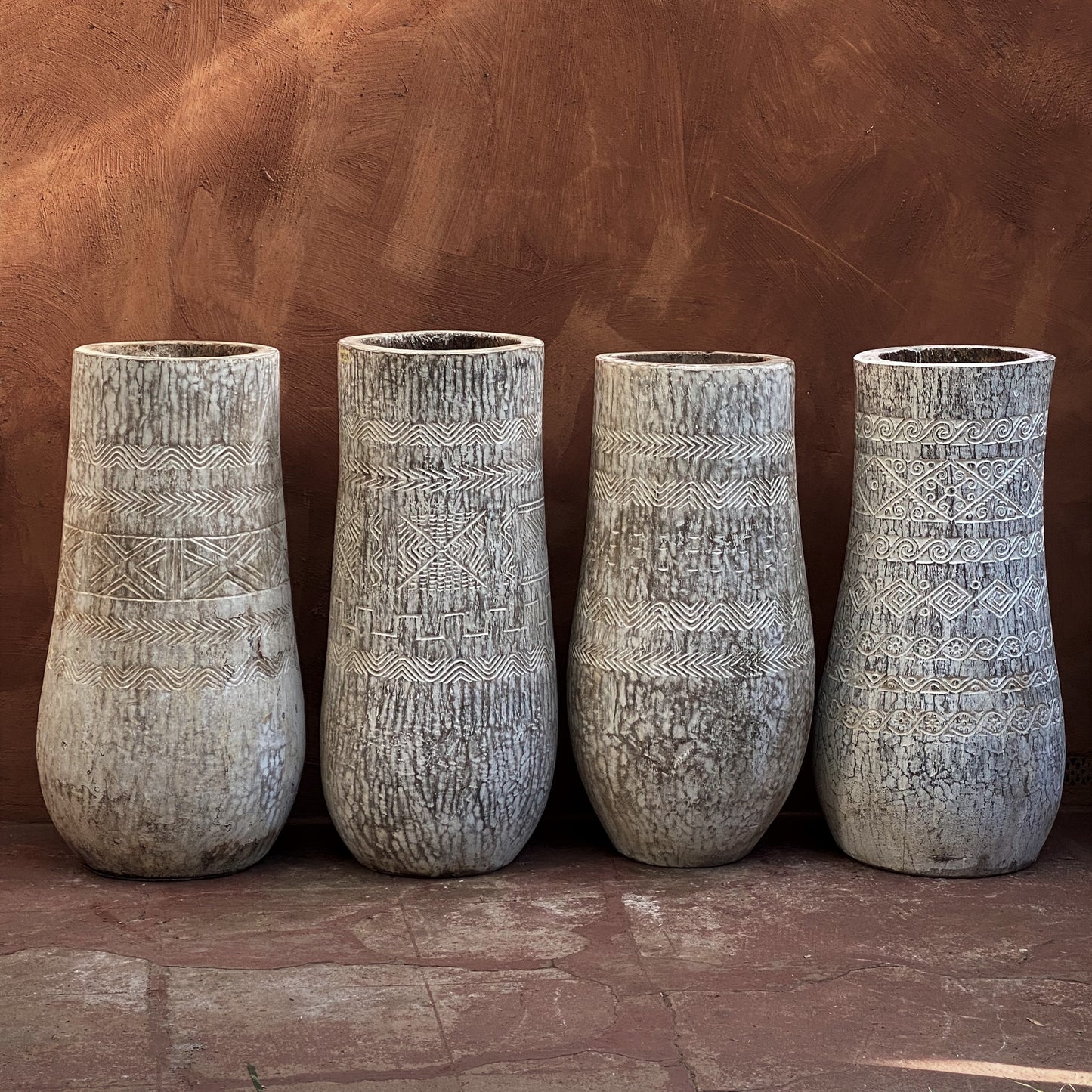 ENGRAVED VESSEL (INDONESIA) COCONUT 50L 50W 60H WHTW
