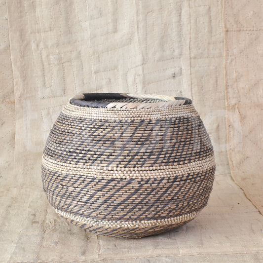 TONGA BASKET DBL WEAVE (ZAMBIA) CONTAINER 30/35D 25H