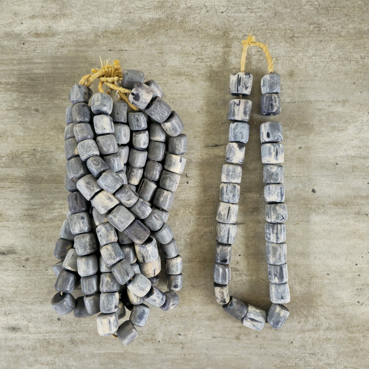 BONE BEAD (KENYA) LRG GRY