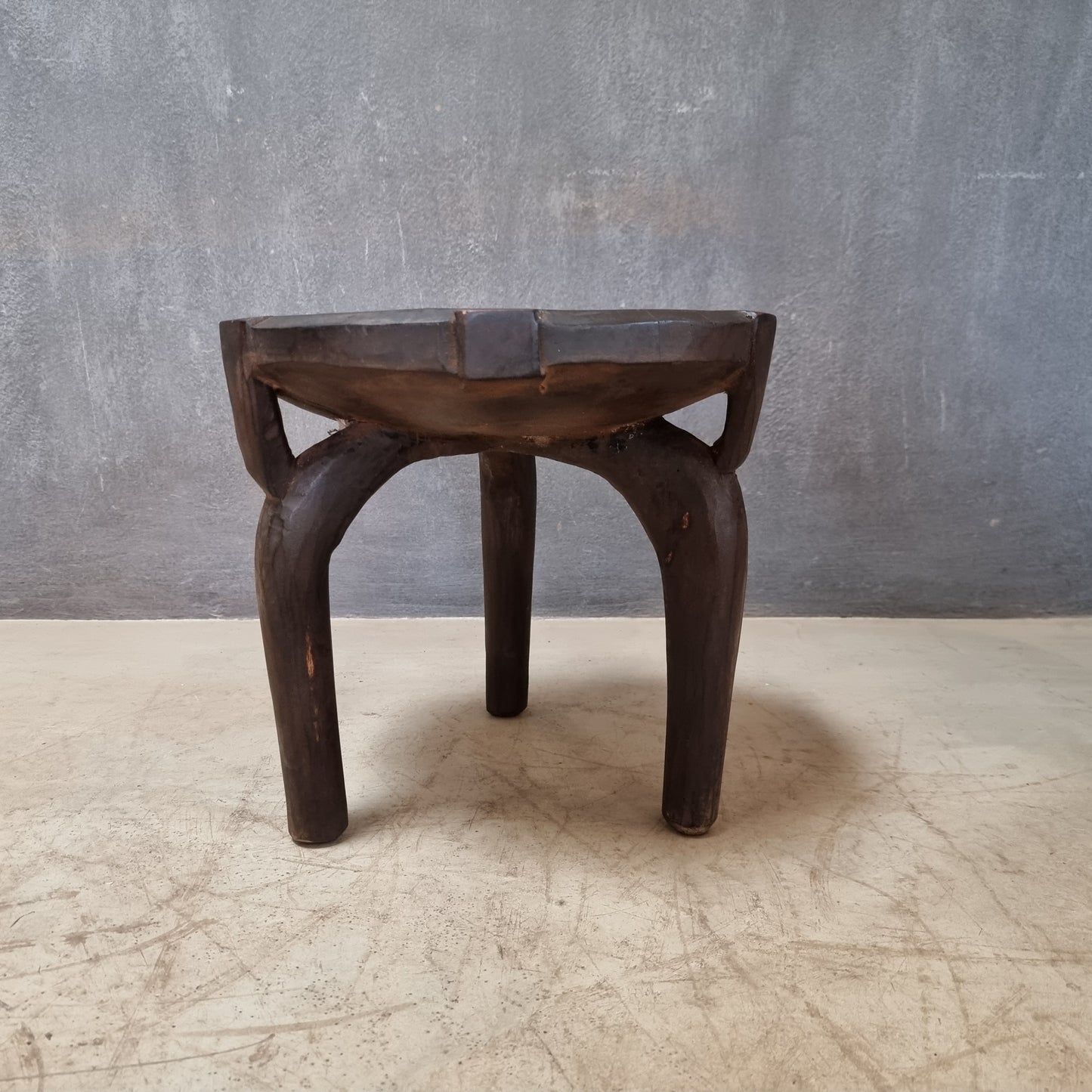 HEHE STOOL (TANZANIA) 24H 29D