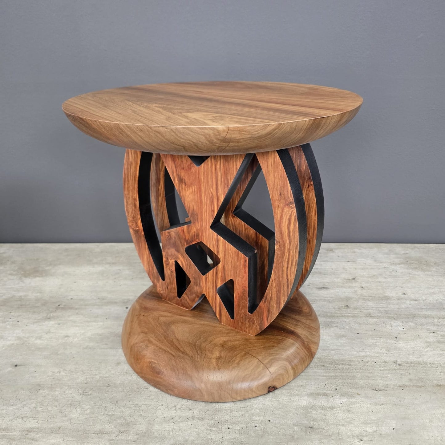 KIAAT SIDE-TABLE "TONGA" (SOUTH AFRICA) 45D 45H