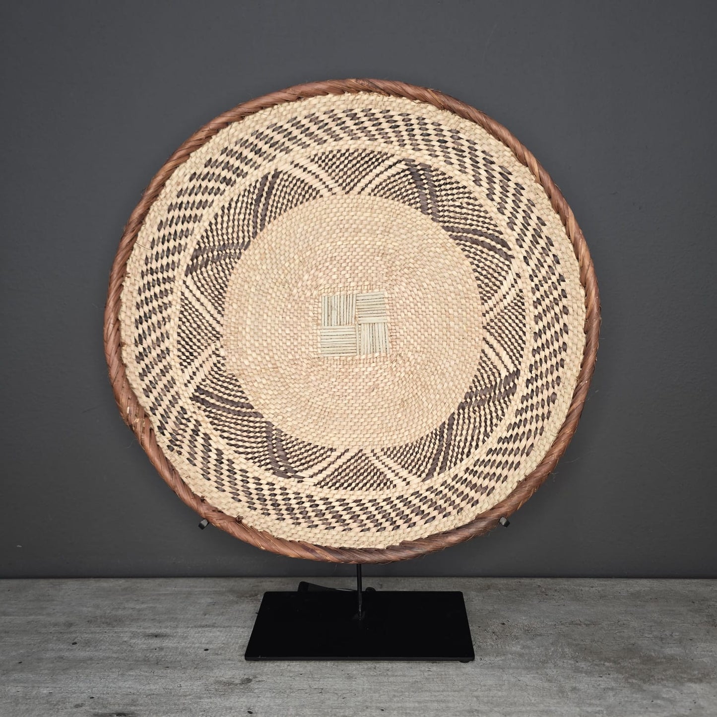 TONGA BASKET (ZIMBABWE) 32-38D NATURAL+STAND