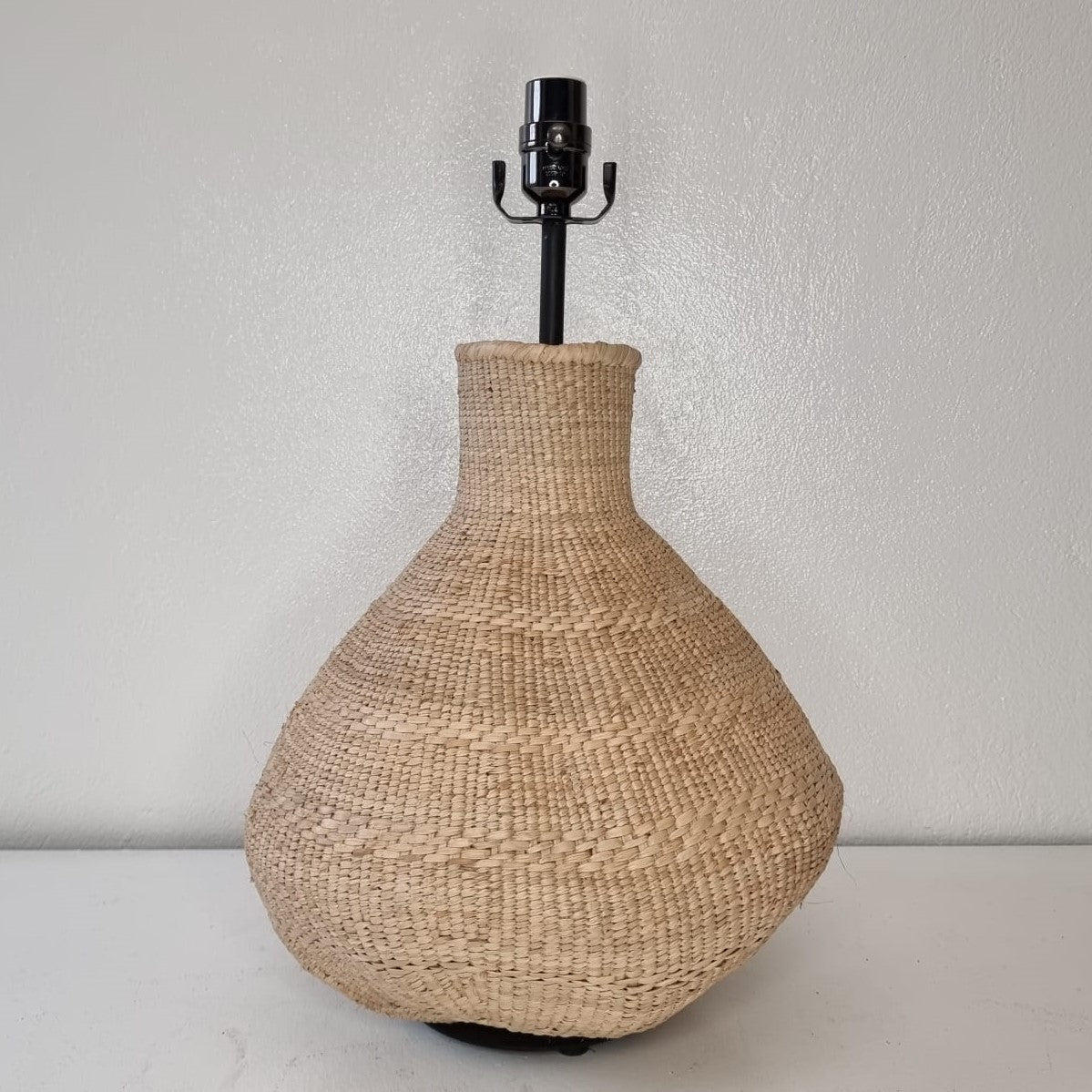 TONGA BASKET (ZAMBIA) CONTAINER 38-40H 27-33D LAMP