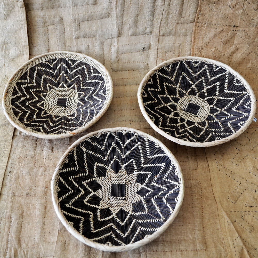TONGA BASKET DBL WEAVE (ZAMBIA) PLATE 38-43D