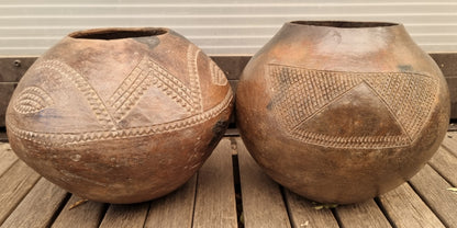 ZULU UKHAMBA POT (SOUTH AFRICA) H20 D26