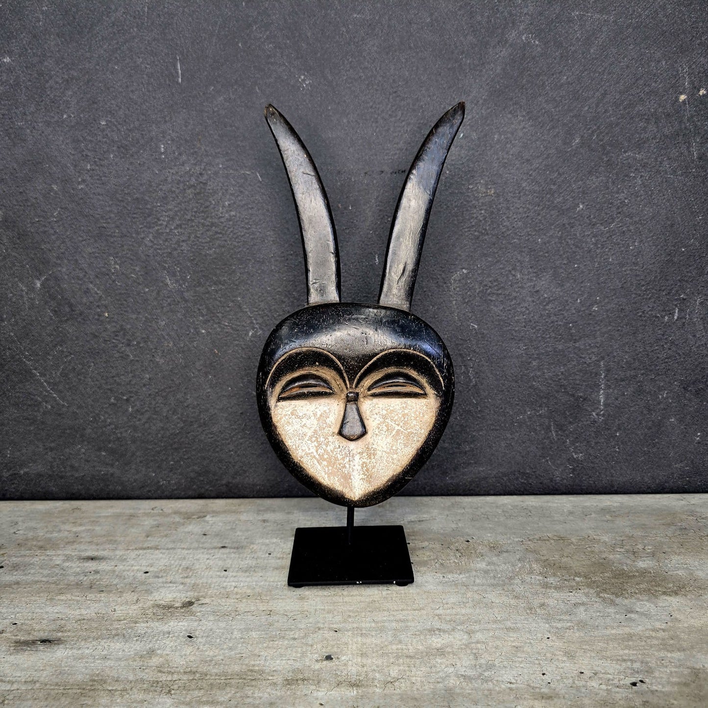 AFRICAN TRIBAL MASK