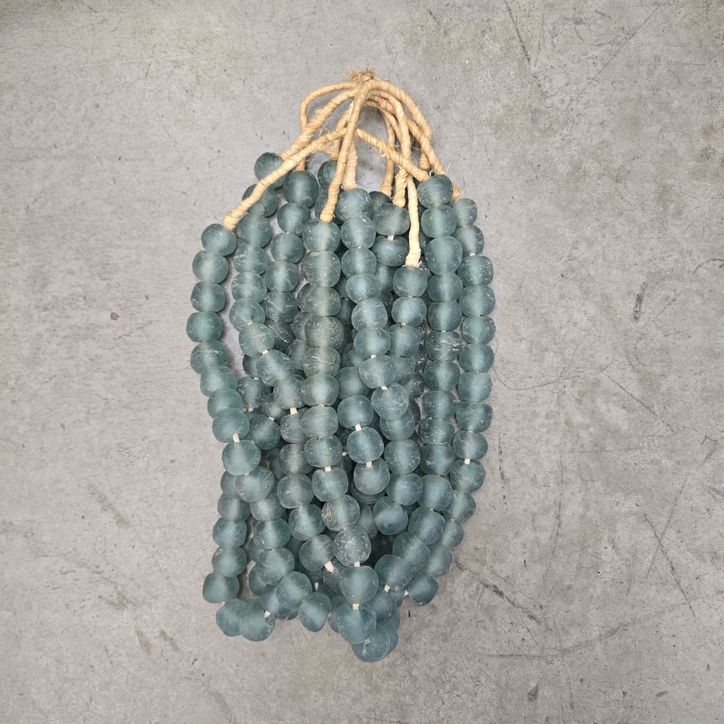 RECYCLED GLASS BEAD (GHANA) LRG SEA