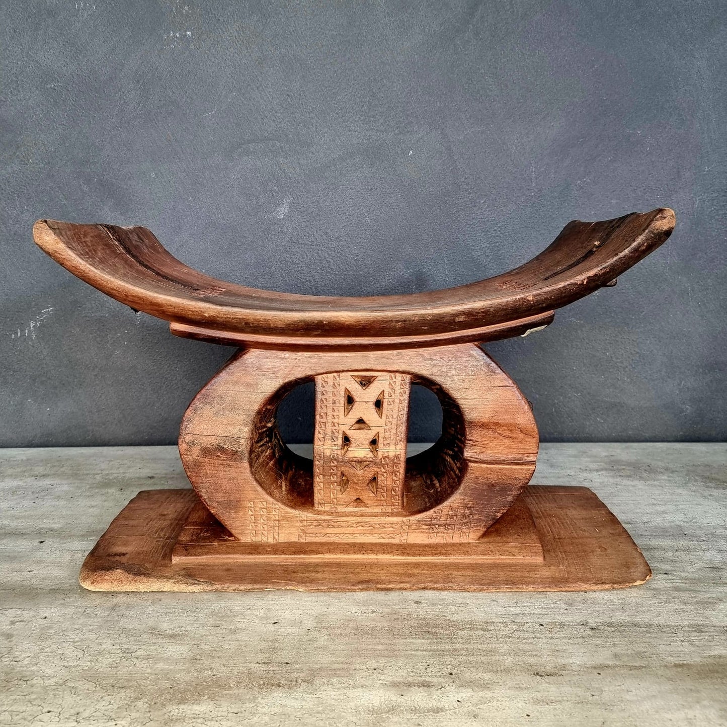 ASANTI STOOL (GHANA) M-LRG