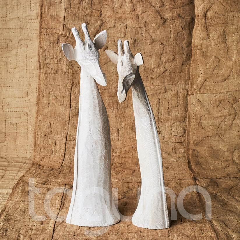 GIRAFFE HEAD (SWAZILAND) 60H WHITEWASH