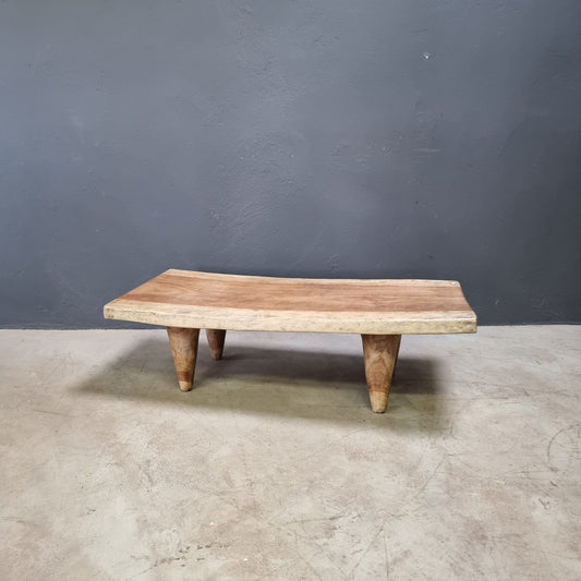 SENUFO TABLE (IVORY COAST) MED 110L 50W 35H NAT