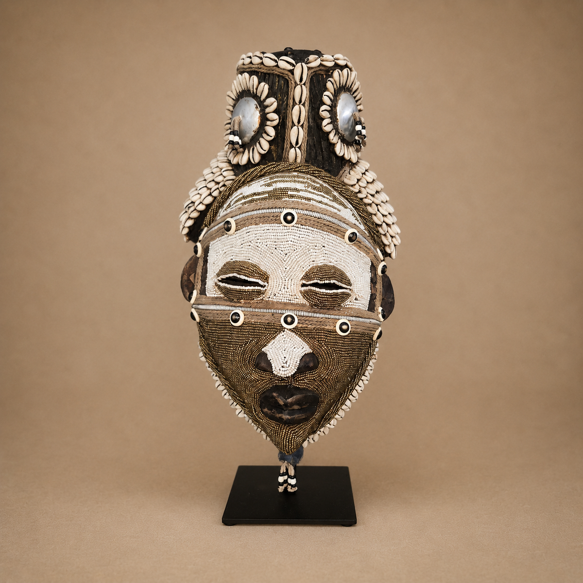 PUNU MASK (CAMEROON/GABON) 40H BEADED