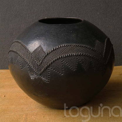 ZULU UKHAMBA POT (SOUTH AFRICA) H44 D40