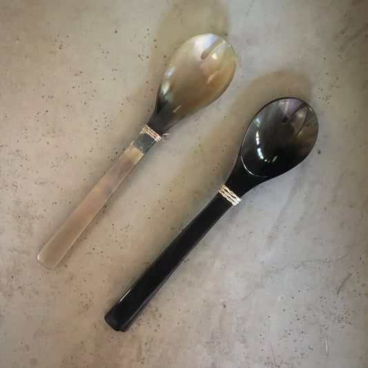 SERVING SPOON (INDONESIA) PAIR 25L 6W HORN