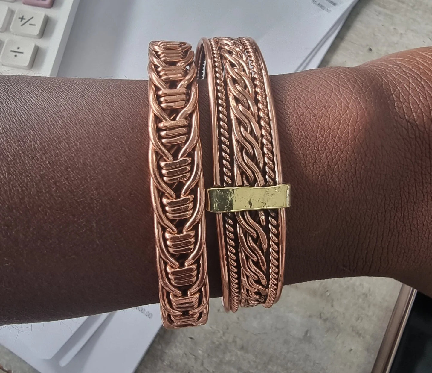 BANGLE WOVEN WIRE (KENYA) COPP 'BANKROLL'