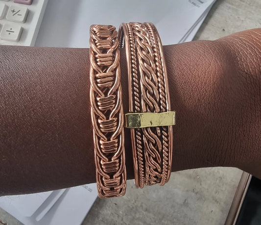 BANGLE WOVEN WIRE (KENYA) COPP 'BANKROLL'