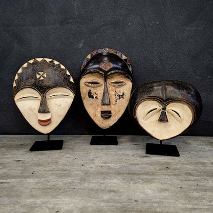 KWELE MASK (REPUBLIC OF CONGO) 25H