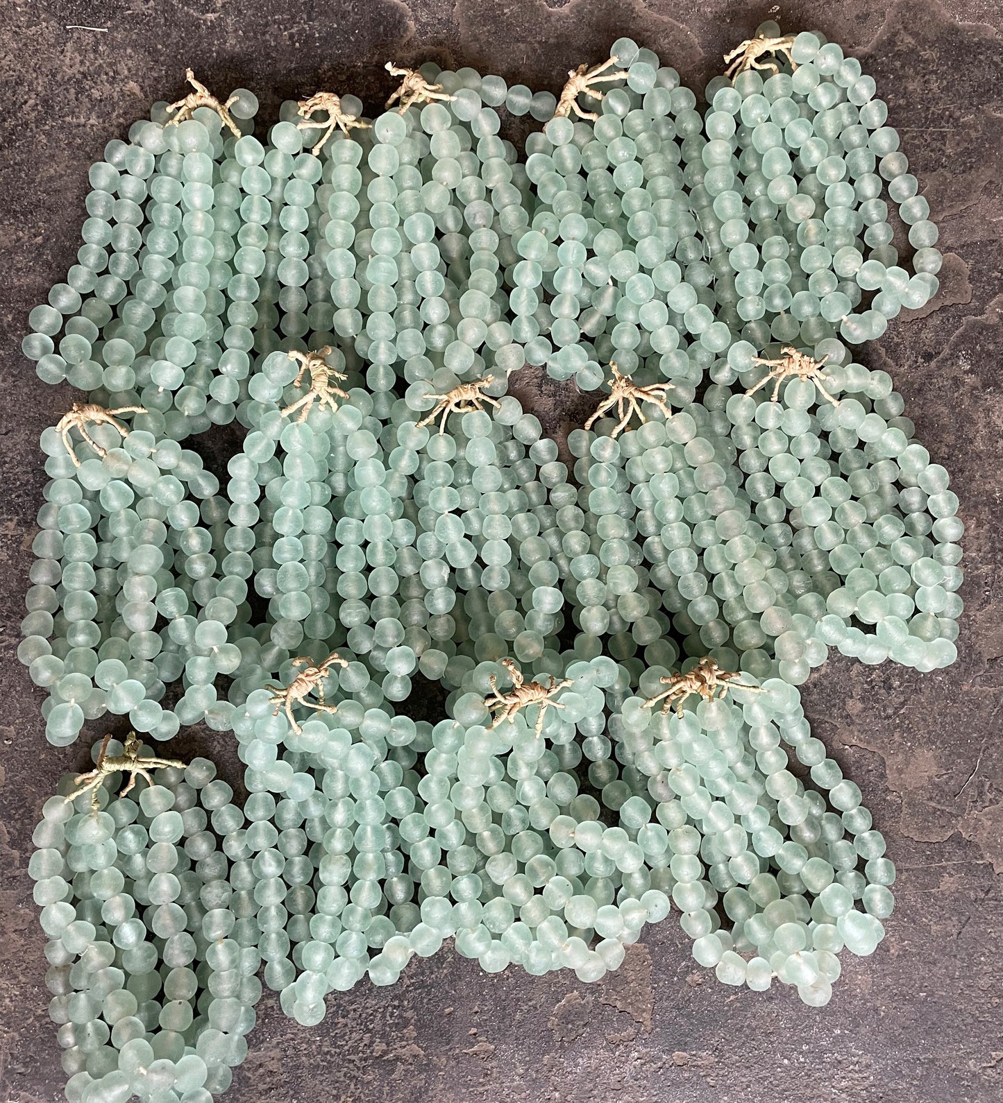 RECYCLED GLASS BEAD (GHANA) XL OPAQUE