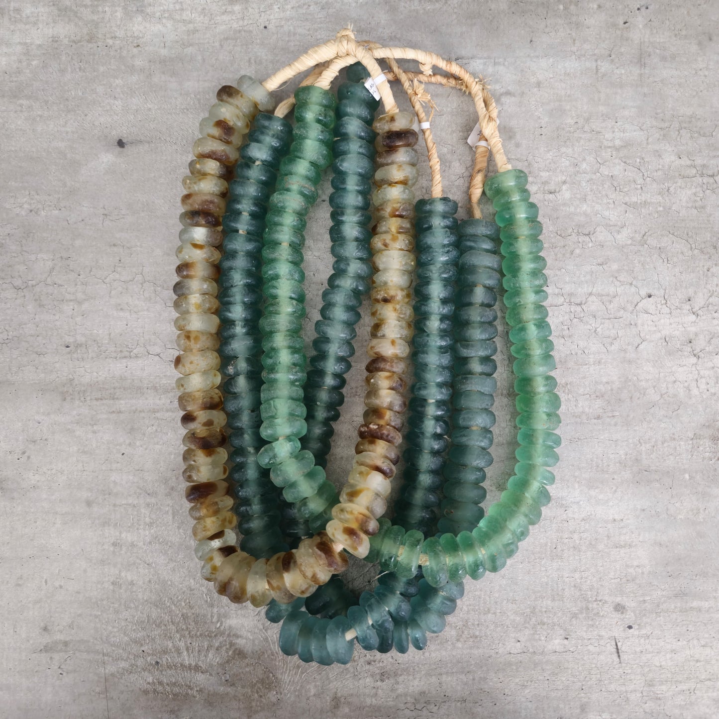 GLASS BEAD (GHANA) DONUT LRG