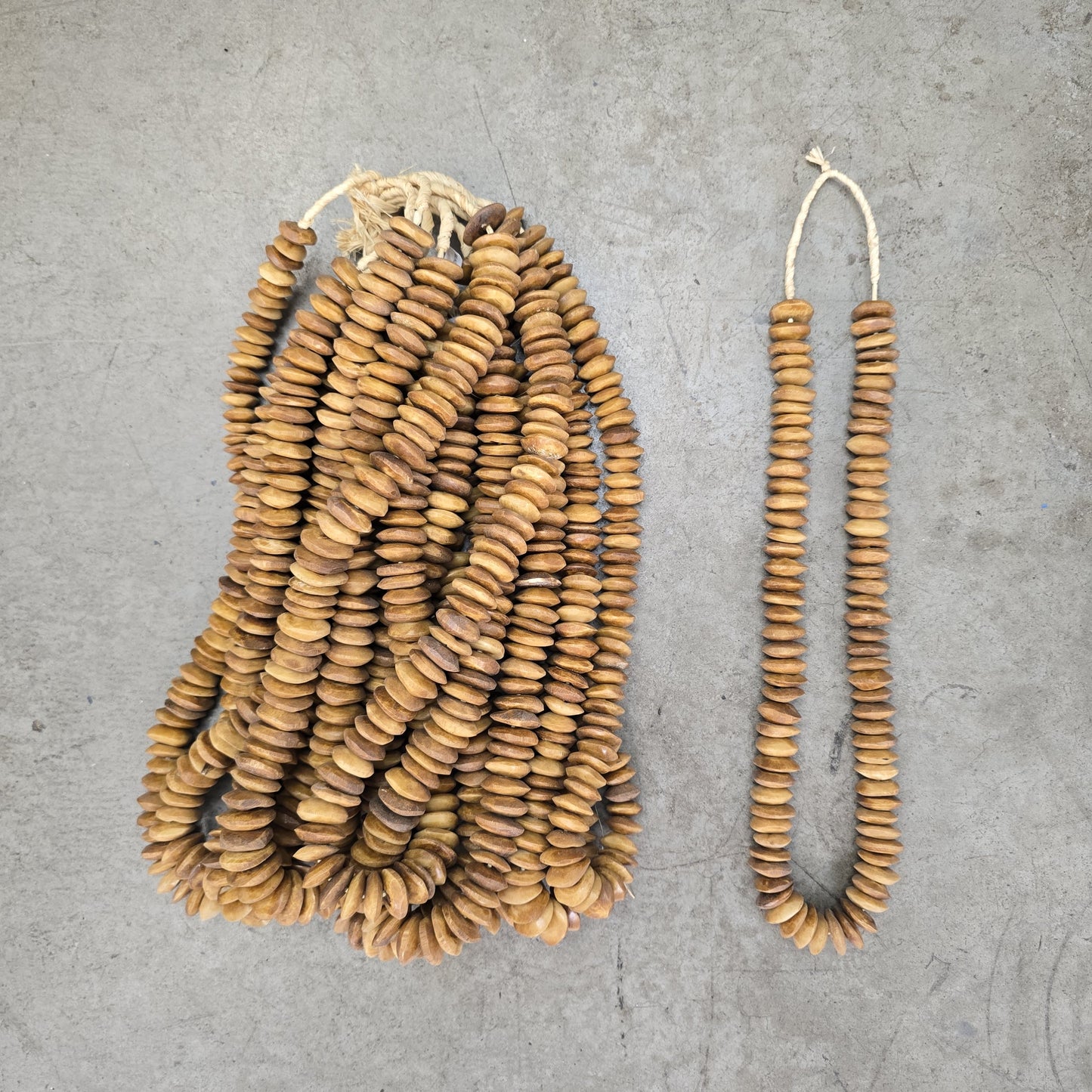 BONE BEAD (KENYA) DSK CML