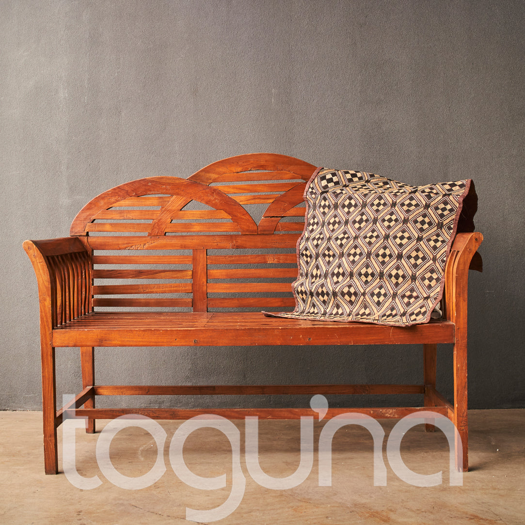 BALINESE BENCH (INDONESIA) 116L 54W 90H