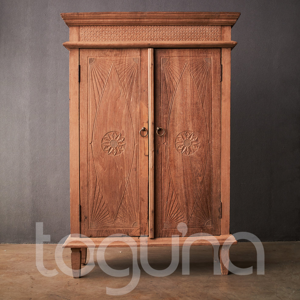 ANTIQUE CHINESE CUPBOARD (INDONESIA) 165L 50W 210H
