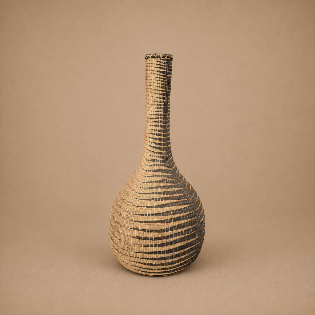 TUTSI VESSEL BASKET (RWANDA) 70-80H