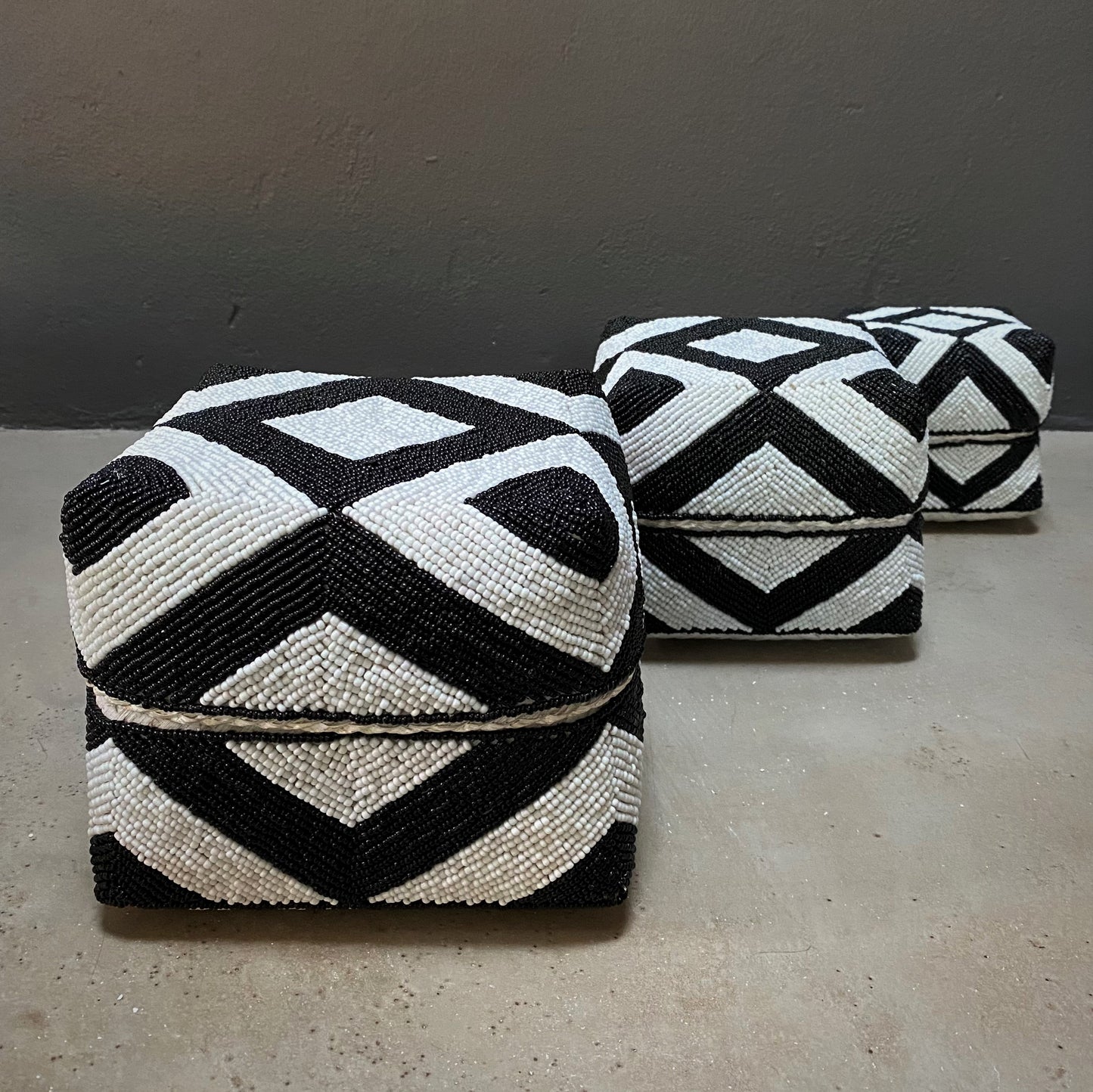 BEADED BOX (INDONESIA) SET 3 20L 20W 17H ASST