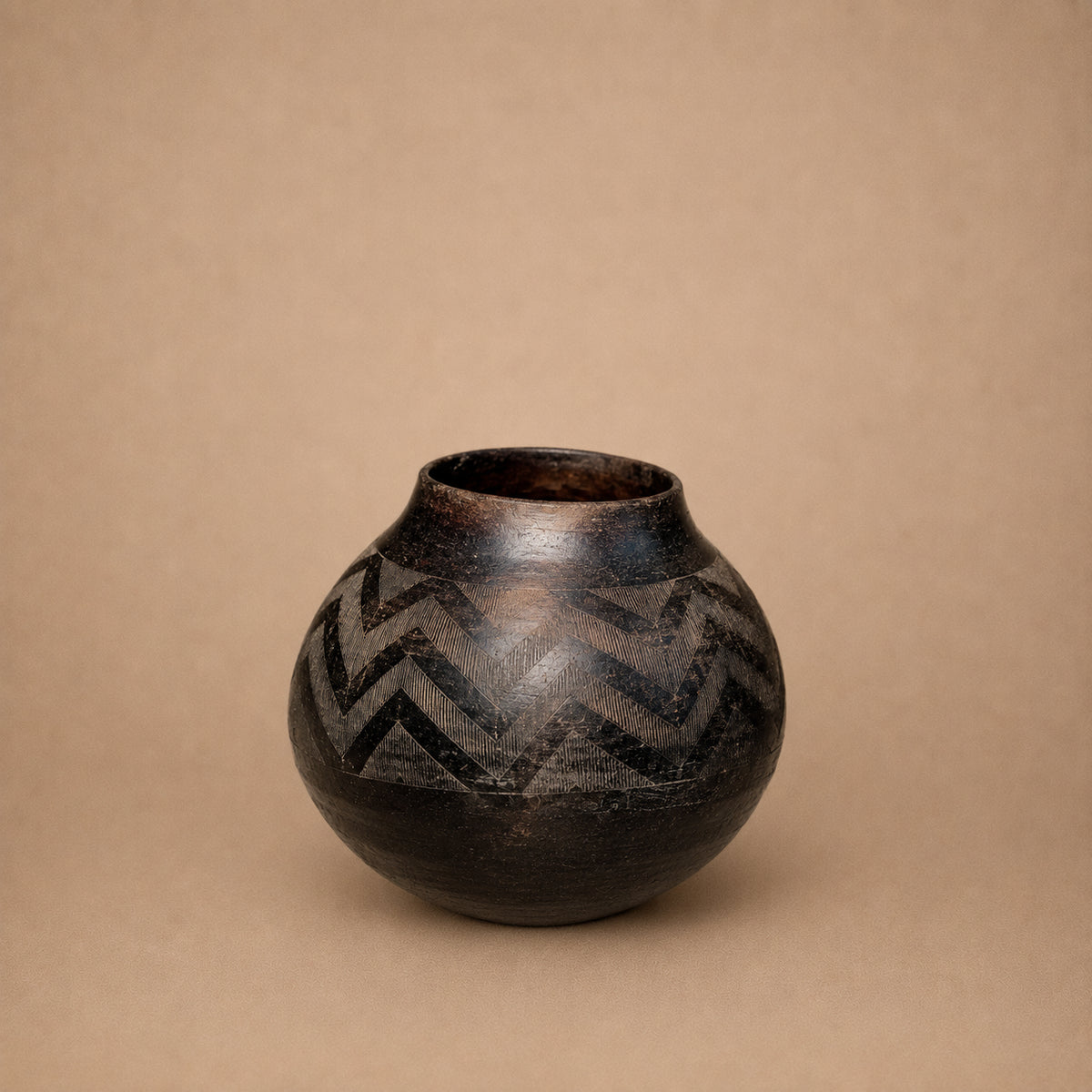 ZULU UKHAMBA POT (SOUTH AFRICA) H20 D26