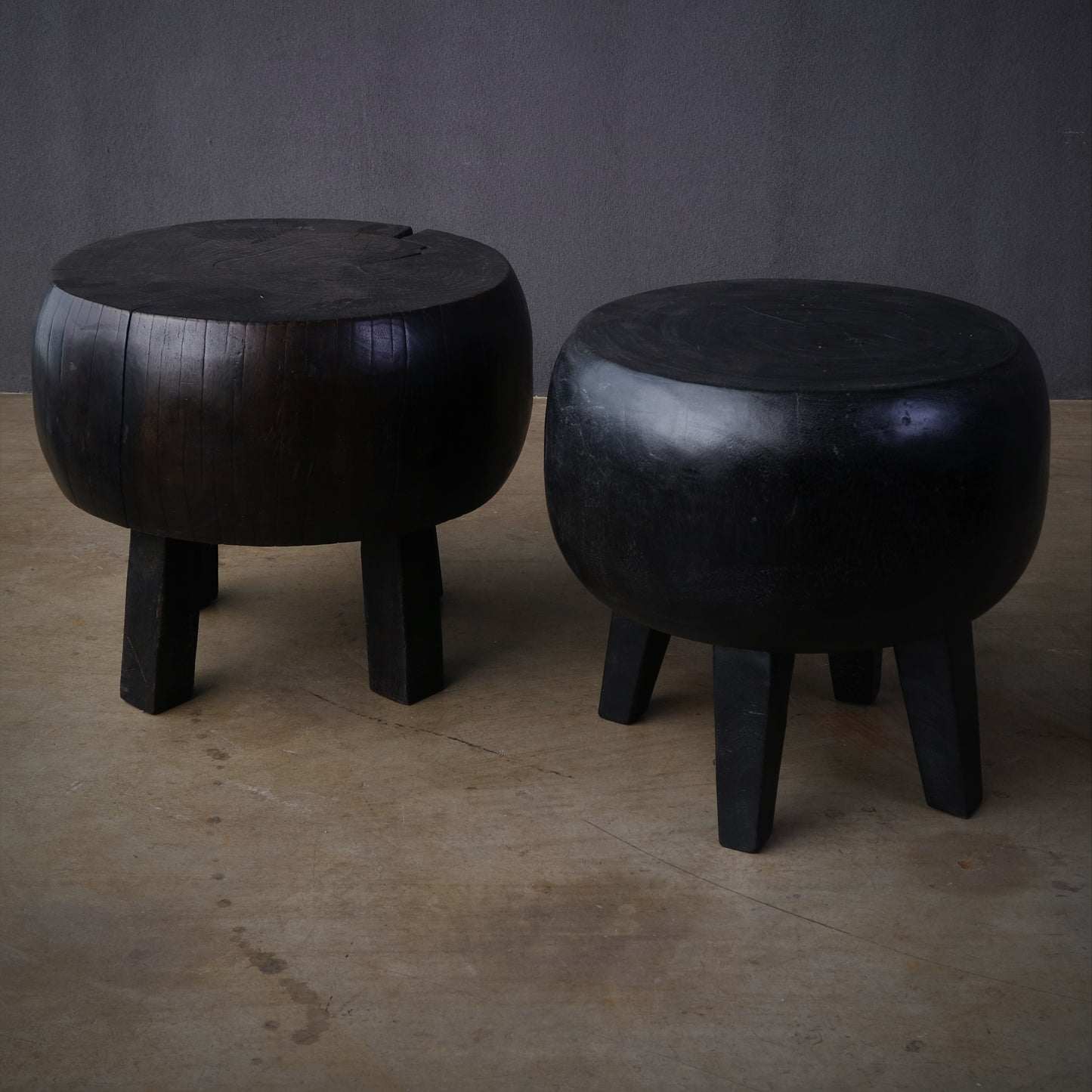 BALINESE SIDE-TABLE (INDONESIA) DONUT 48L 48W 50H BLK