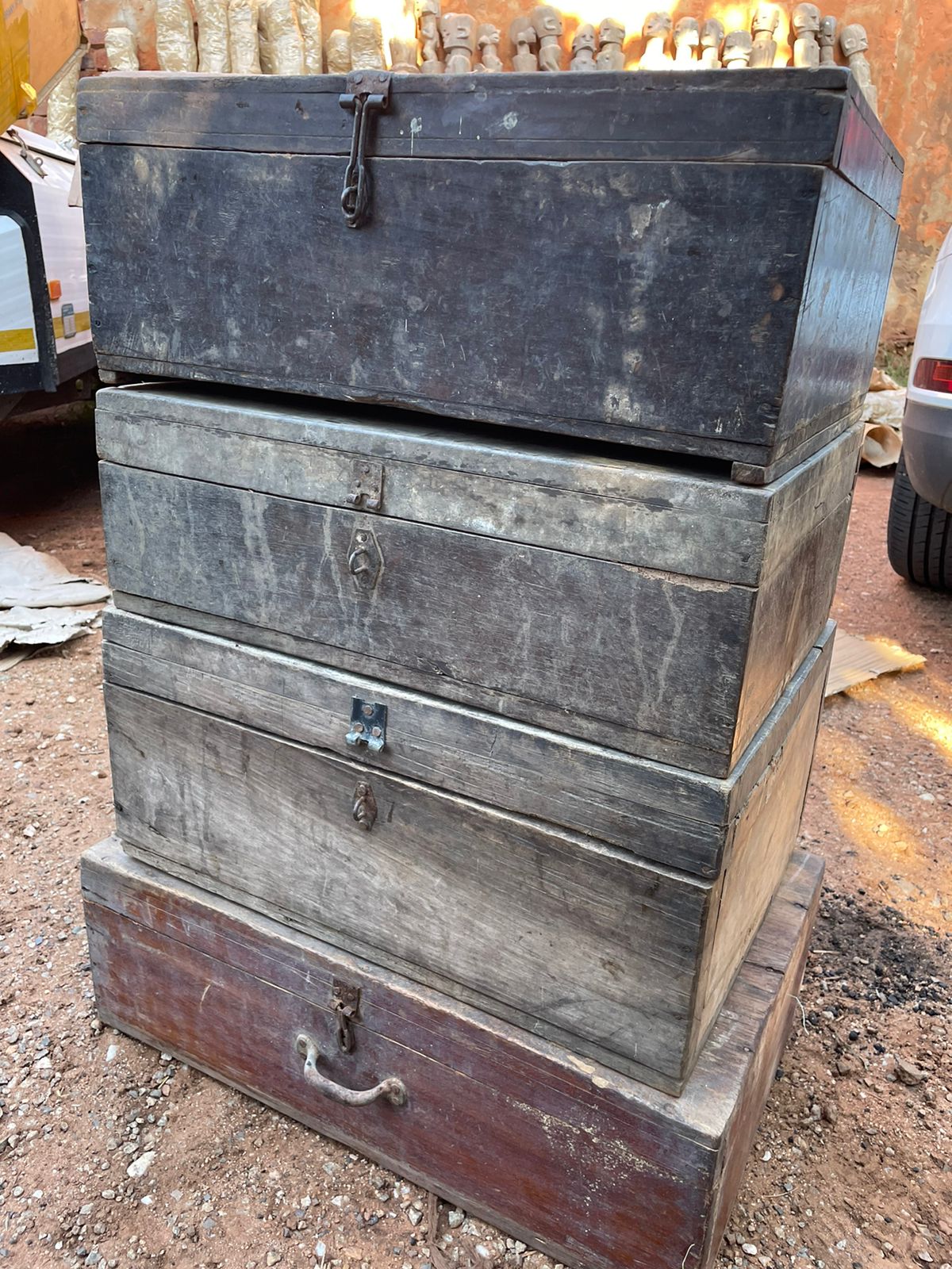 ANTIQUE DOWRY CHEST (INDONESIA) 63L 33W 29H