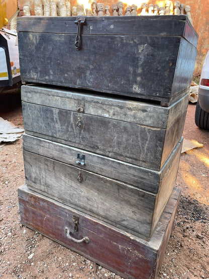 ANTIQUE DOWRY CHEST (INDONESIA) 63L 33W 29H