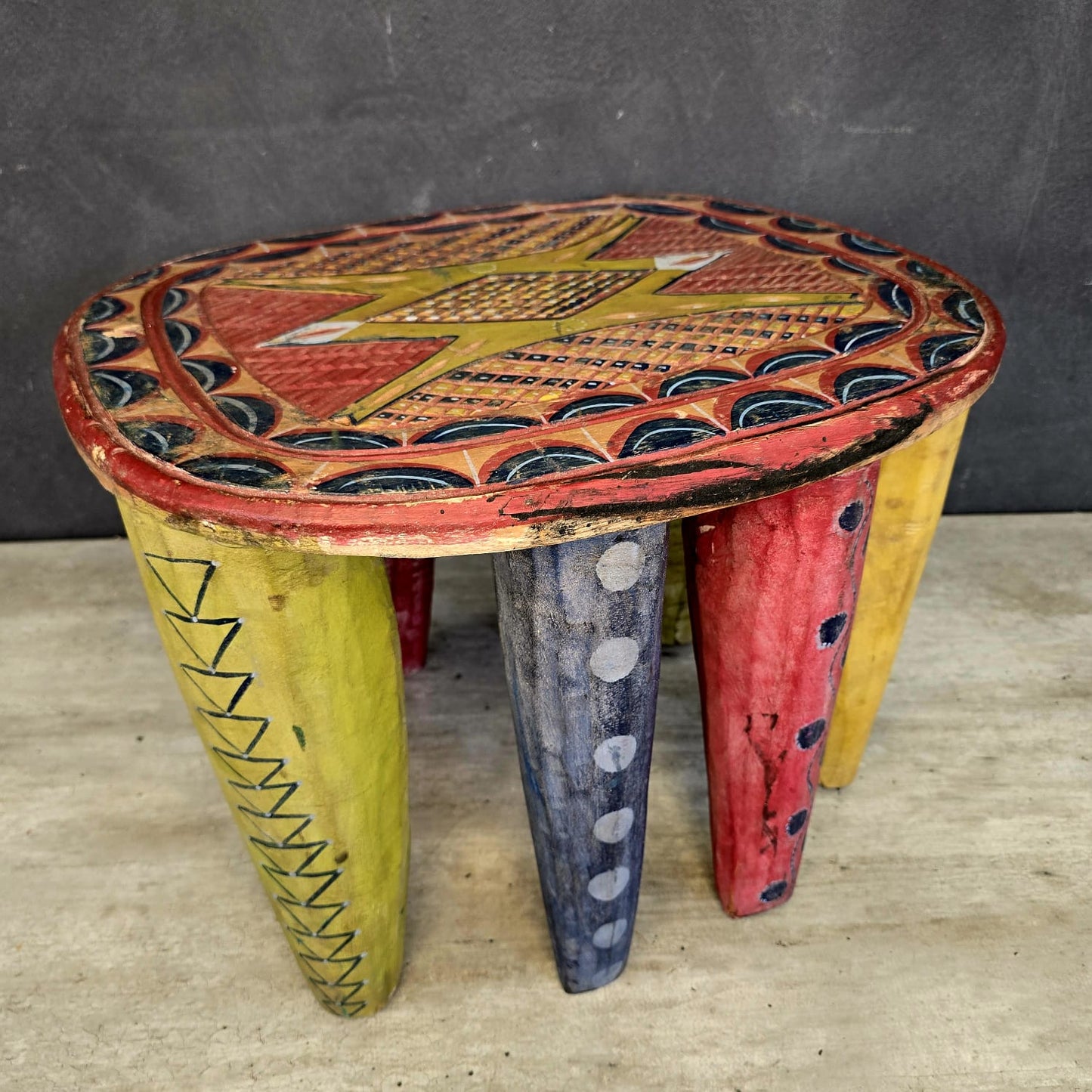 NUPE SIDE-TABLE (NIGERIA) MED 44L 39W 32H
