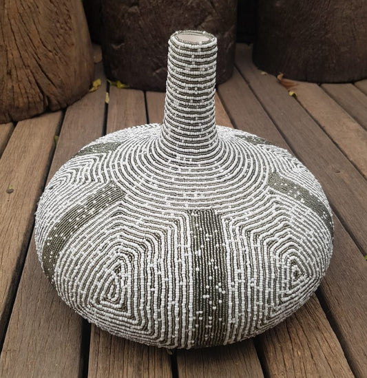 RIO VASE (SOUTH AFRICA) BEADED LRG BOXED