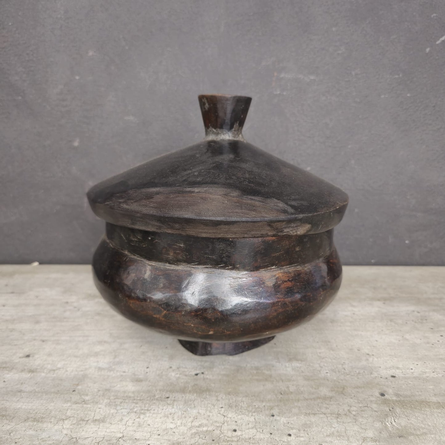 LOZI CONTAINER W/LID (ZAMBIA) MED