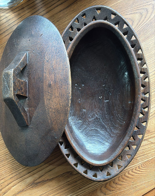 LOZI CONTAINER W/LID (ZAMBIA) SP OLD