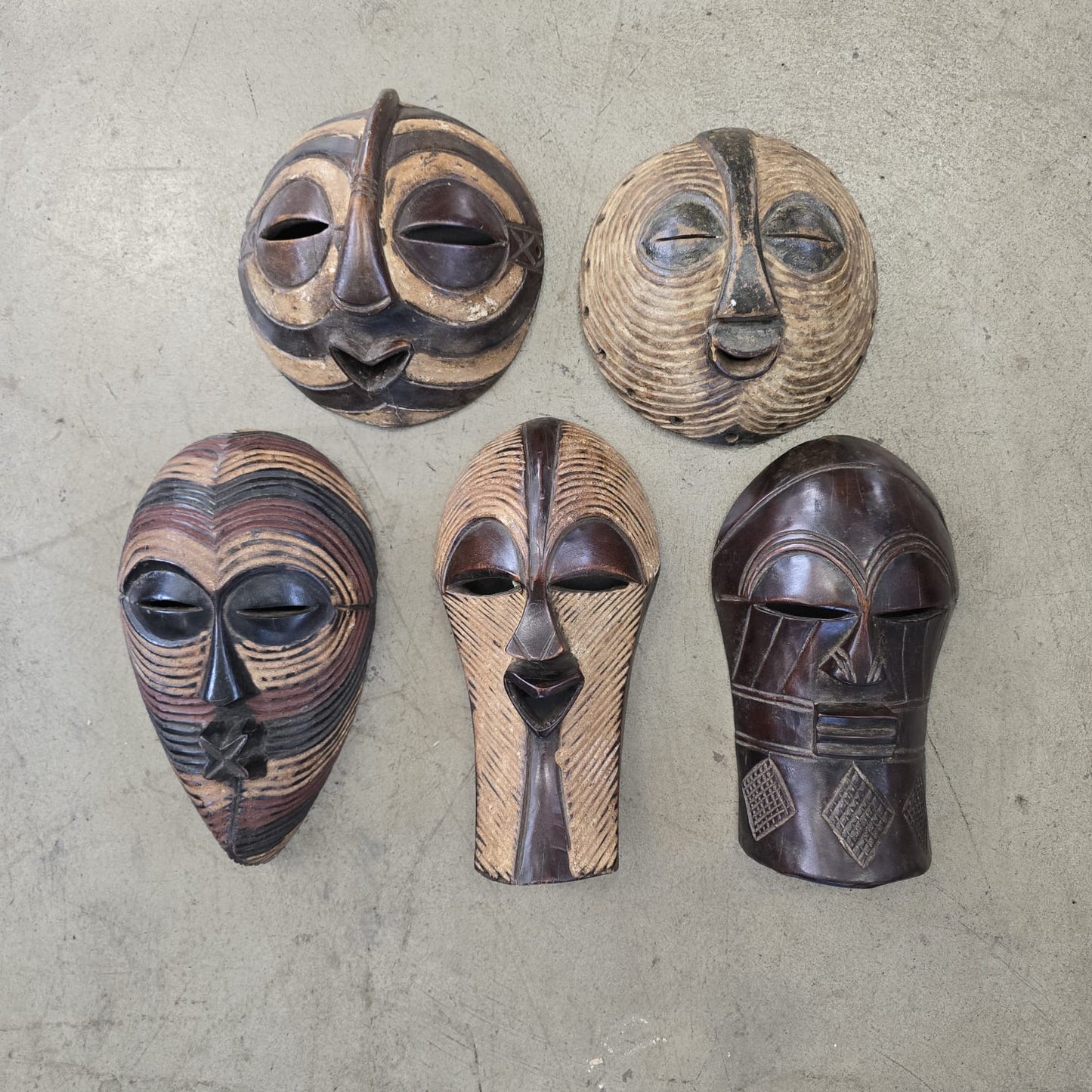SONGYE MASK (REPUBLIC OF CONGO) 25H