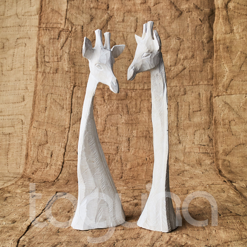 GIRAFFE HEAD (SWAZILAND) 40H WHITEWASH